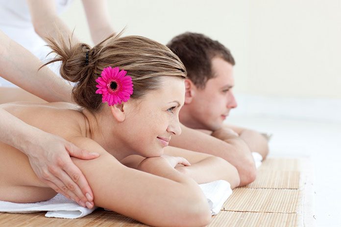 Relaks dla dwojga – skorzystaj ze wspólnego masażu w Tajskim Spa