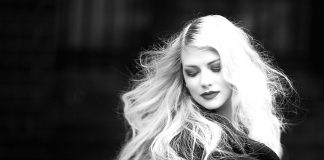 biała farba do włosów