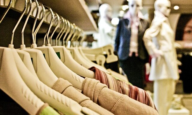 Gdzie kupić halkę pod sukienkę? Gdzie kupić halkę pod sukienkę?