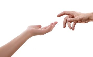 Czy etui ma wpływ na zasięg?