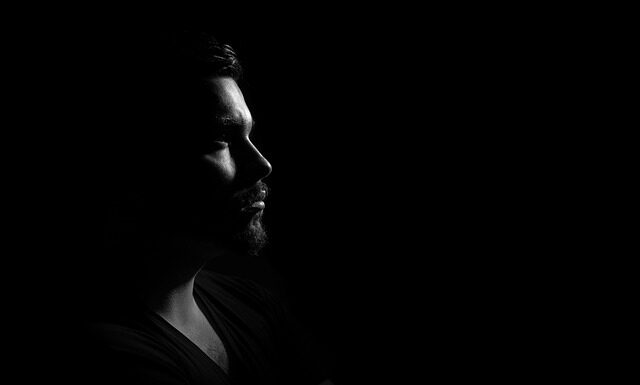 Jak nosić męskie glany? Jak nosić męskie glany?