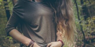 Jakich pozycji seksualnych unikać w ciąży?