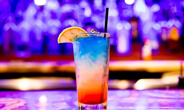 Jak podawać wódkę? Jak podawać wódkę?