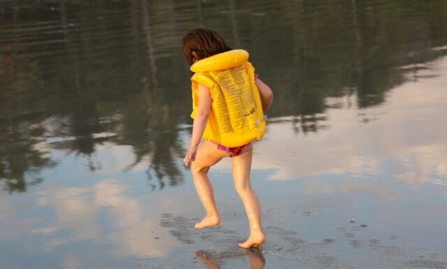 Czy można chodzić w samej kamizelce? Czy można chodzić w samej kamizelce?