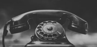 Jak chronić telefon na budowie?