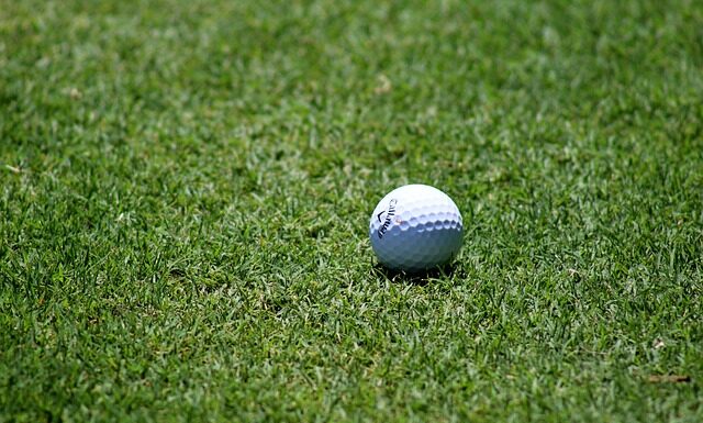 Czy sweter golf jest elegancki? Czy sweter golf jest elegancki?