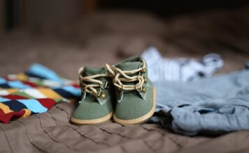 Jak się nosi buty mokasyny?