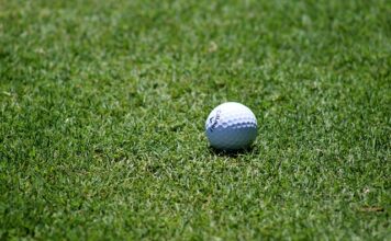 Czy można chodzić w butach do golfa? Czy można chodzić w butach do golfa?