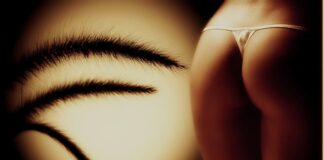 W jakim wieku pierwsze stringi?