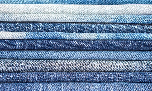 Czym się różni denim od jeansu?