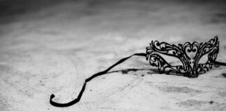 Jak się ubrać na imprezę mężczyzną?