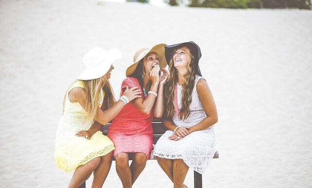 Do jakiej sukienki kucyk? Do jakiej sukienki kucyk?