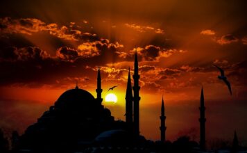 Czy Sulejman zdradzał Hürrem?