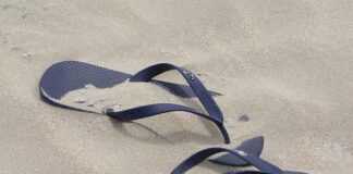 Czy dzieci mogą chodzić w japonkach?