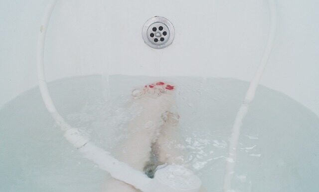 Jak długo trzeba moczyć gąbkę florystyczną? Jak długo trzeba moczyć gąbkę florystyczną?