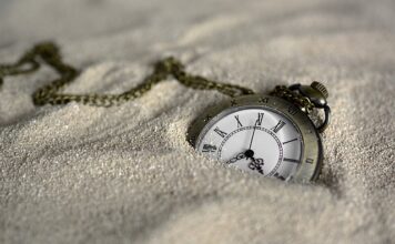 Jak długo działa zegarek mechaniczny?
