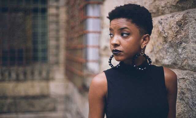 Jakie kolczyki do swetra? Jakie kolczyki do swetra?