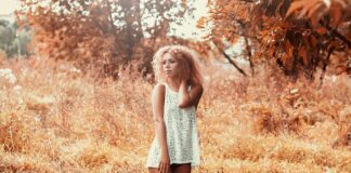 Do czego pasuje krótka kamizelka?