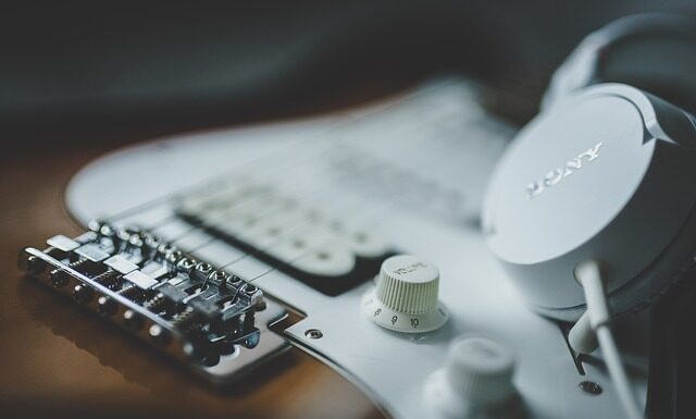 Jak zrobić własne etui na telefon?