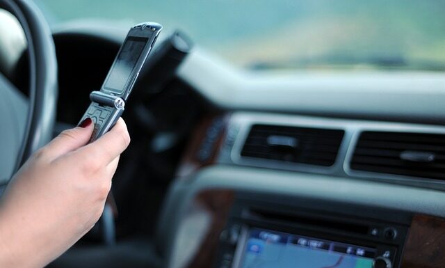 Ile wynosi mandat za brak kamizelki odblaskowej?