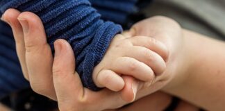 Jak połączyć celofan?