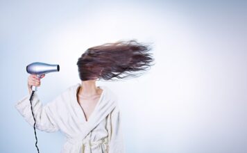 Jak często myc włosy przy wszawicy?