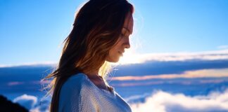 Jak się nazywa osoba która szyje buty?