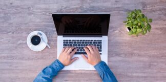 Jak się pisze korzuch?