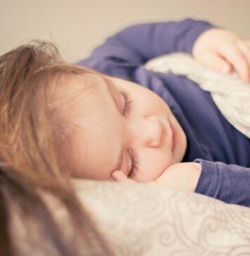 Bezpieczna kołdra dziecięca – jakie certyfikaty i normy warto sprawdzić przed zakupem? kołdra dziecięca